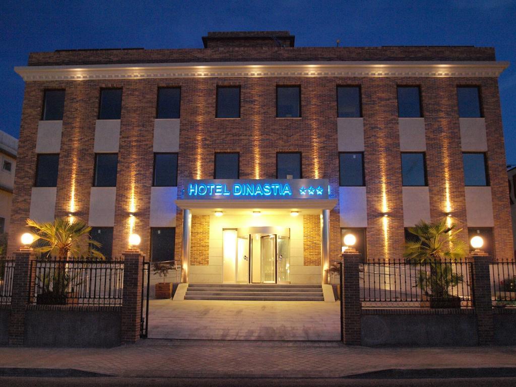 Dinastia Hotel Getafe Exterior foto