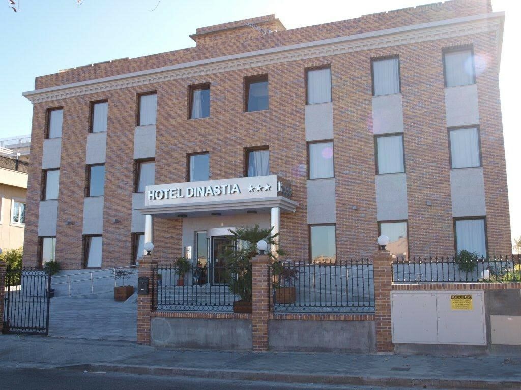 Dinastia Hotel Getafe Exterior foto